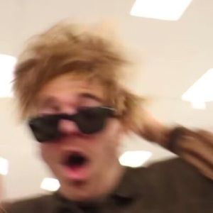 Meet your Posher, Yanessa